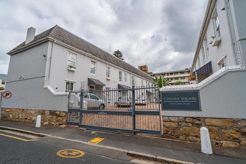 2 Bedroom Property for Sale in Wynberg Upper Western Cape